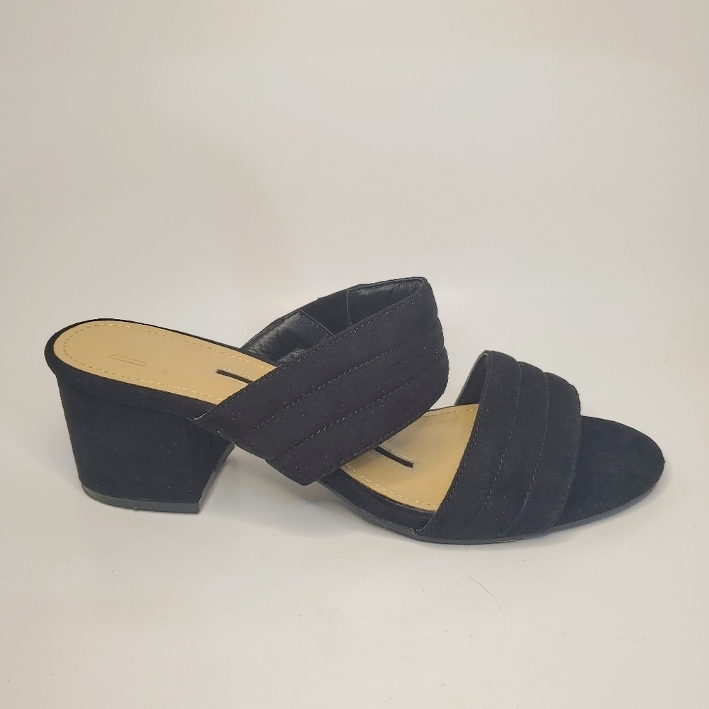 𝅺new Directions Womens Abigail Slides Sandals Black